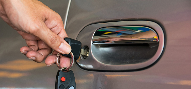 Car door lock repair in Santa Cruz